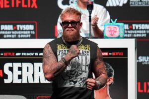 Jake Paul doesn’t hold back and fires at Floyd Mayweather Jake Paul doesn’t hold back and fires at Floyd Mayweather