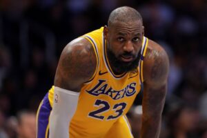 LeBron James sets his terms: his stay with the Lakers hinges on one key move LeBron James sets his terms: his stay with the Lakers hinges on one key move
