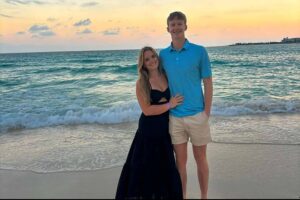 Cavinder and Beck started dating in 2024 Cavinder and Beck started dating in 2024