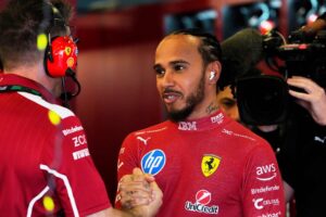 Lewis Hamilton unexpected reaction Lewis Hamilton unexpected reaction