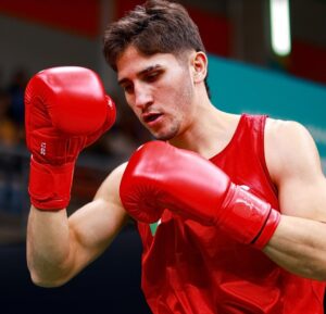 Marco Verde, the next great idol of Mexican boxing according to Canelo Álvarez Marco Verde, the next great idol of Mexican boxing according to Canelo Álvarez