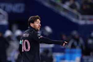 Lionel Messi at the center of the storm