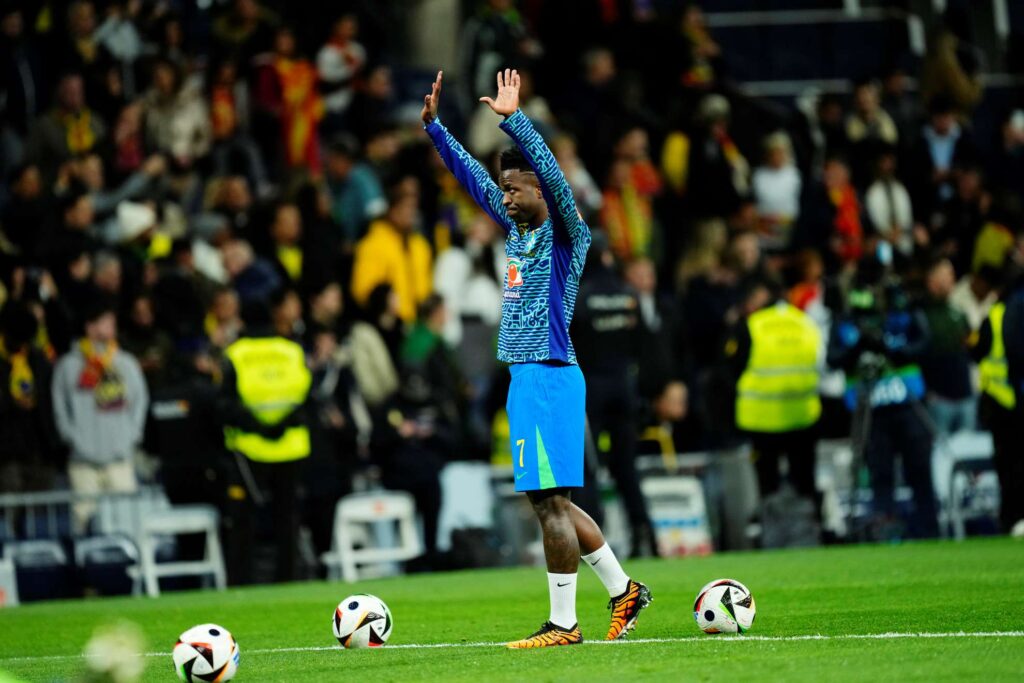 Vinícius Jr. subjected to racist monkey gestures from fans during Real Madrid match