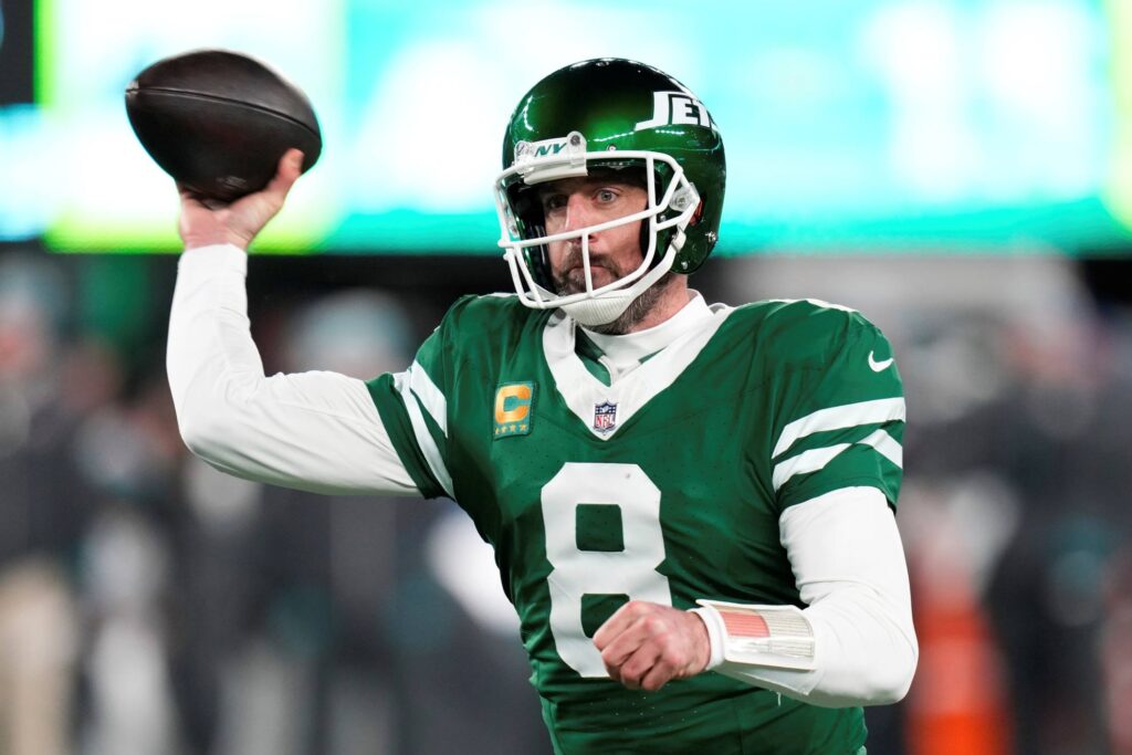 Aaron Rodgers loses a key ally amid a possible financial restructuring in the New York Jets