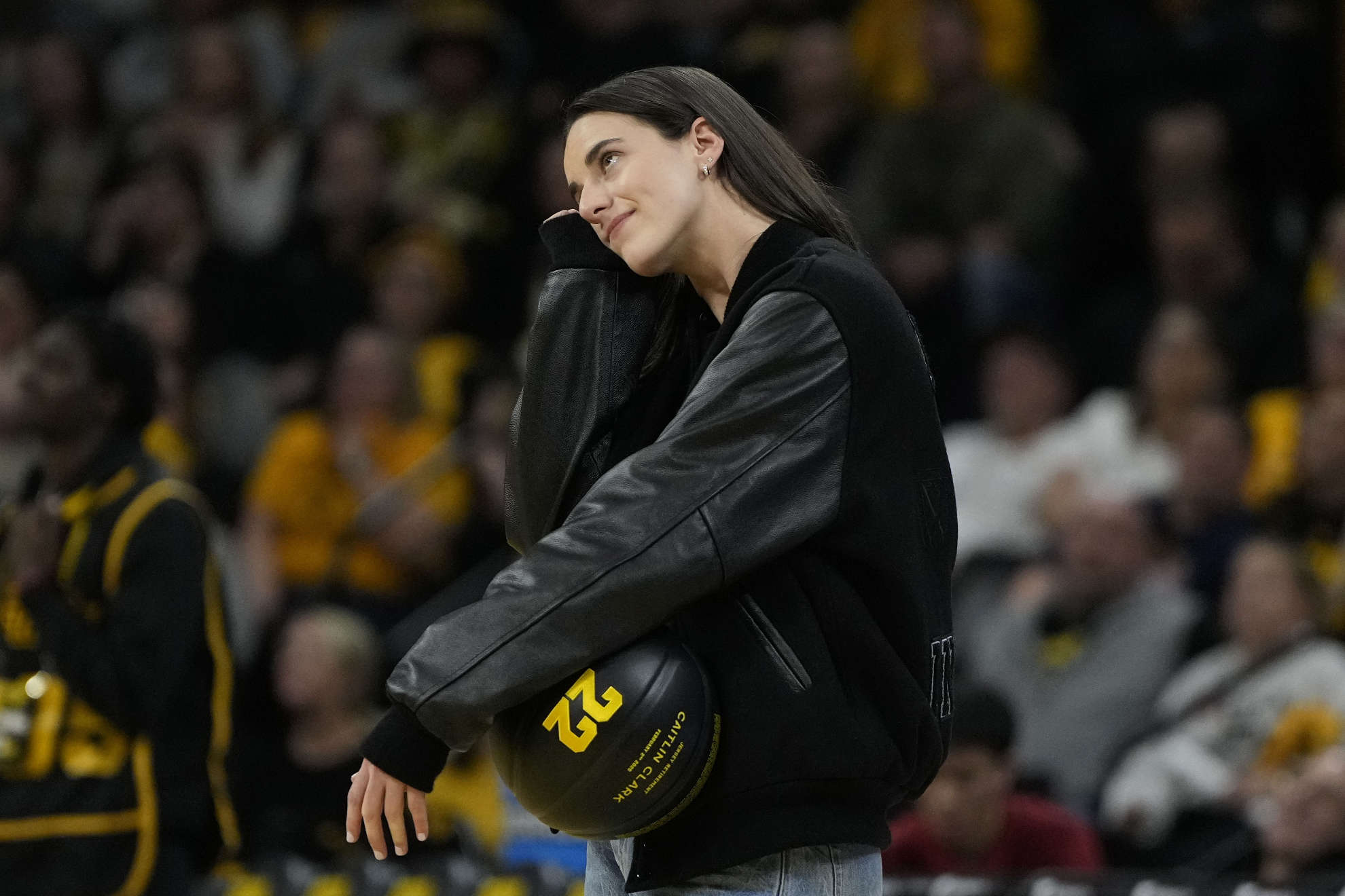 Caitlin Clark divides opinions in the WNBA and Lisa Leslie has plenty to say