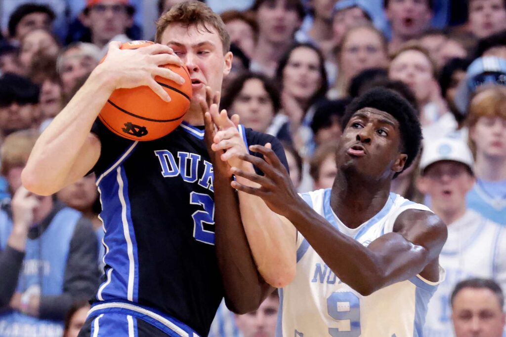 Cooper Flagg mother outraged at UNC fans