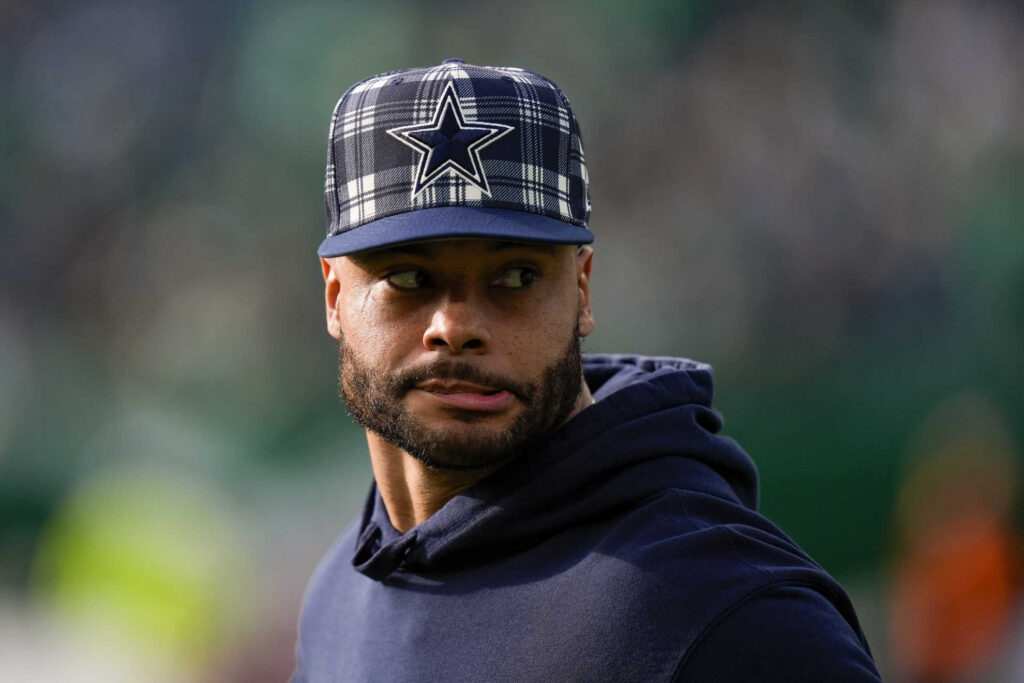 Dak Prescott s brother puts an end to speculations about relationship with Jerry Jones amid team challenges