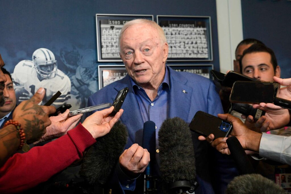 Jerry Jones becomes a meme after Miles Sanders unexpected post