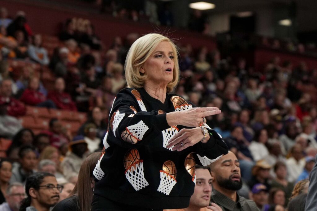 Kim Mulkey and her impressive salary in 2025 How much does the LSU strategist earn