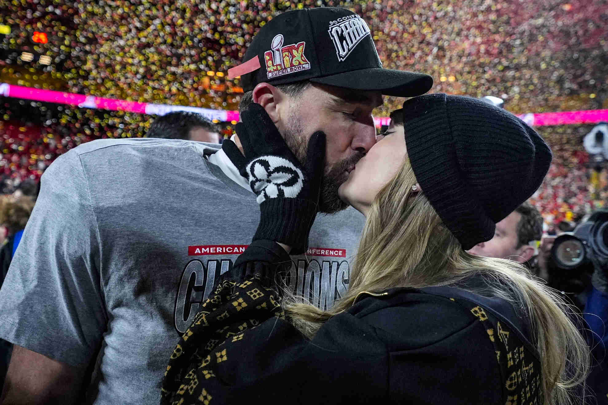 Taylor Swift and Travis Kelce on the verge of breakup amid latest news