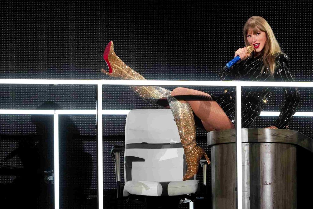 Taylor Swift is a fashion icon