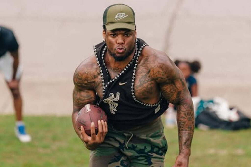 Derrick Henry takes the helm for the Ravens in turbulent times